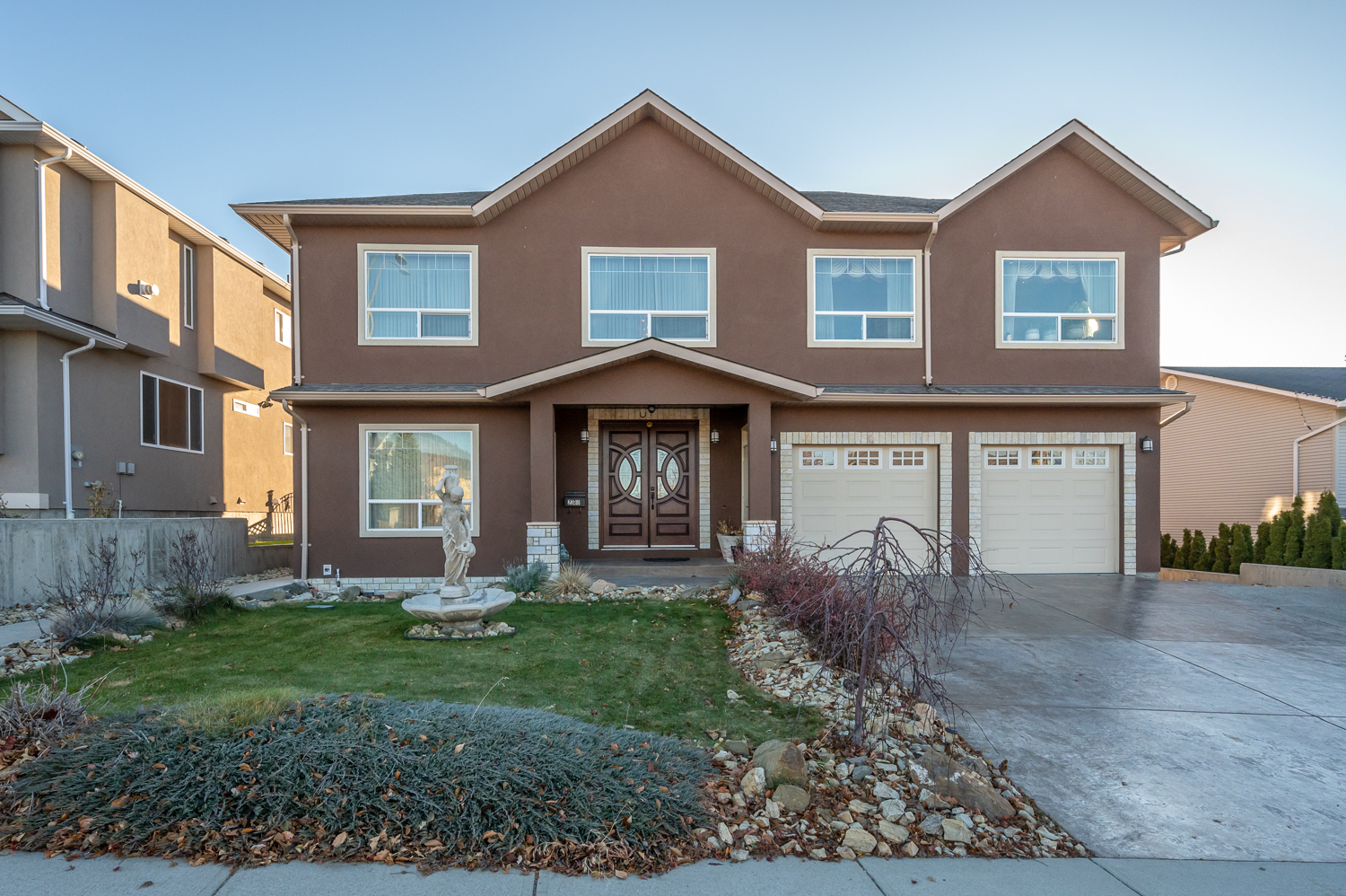 SOLD! 2388 Wiltse Drive 5000 SQFT Luxury Home Penticton Realtors